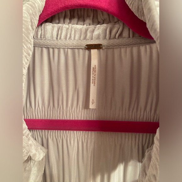 Free People Oversized Velvet Shacket/Blouse SzS - Picture 7 of 13